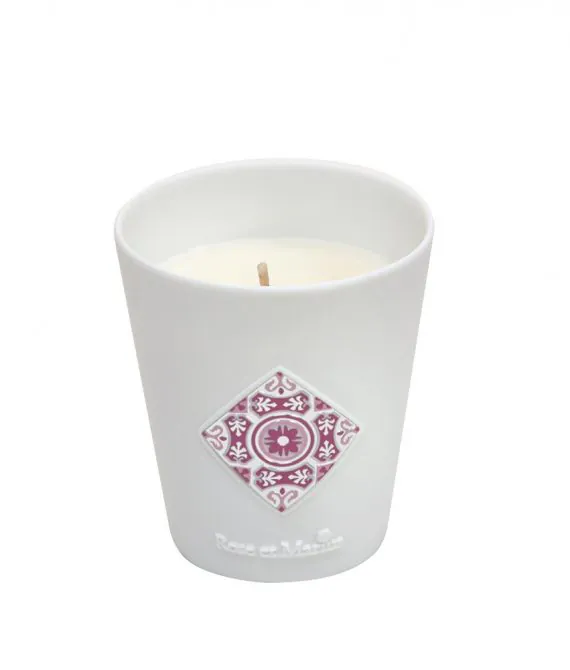 Lumânare parfumată UN VIN ROSÉ SOUS LA TONNELLE